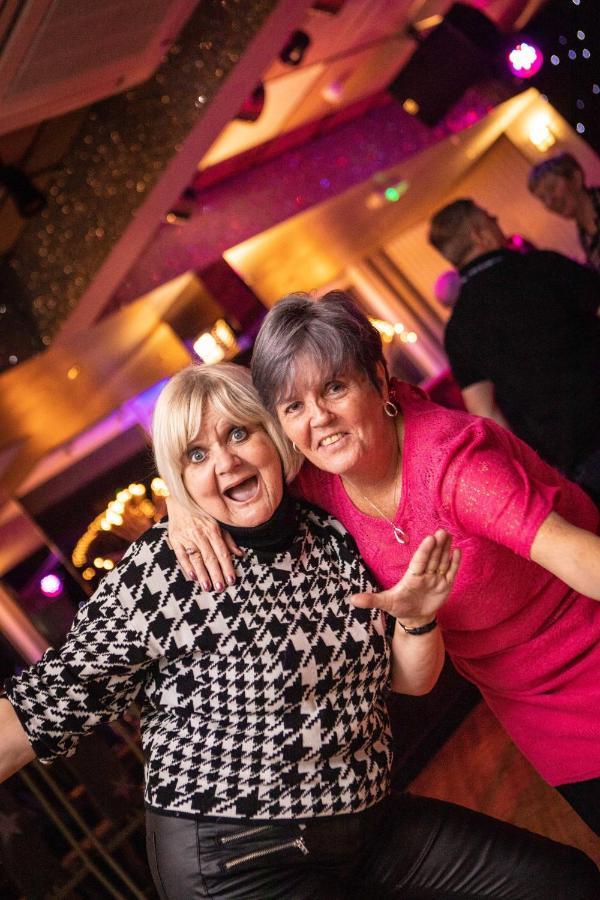 Lyndene Hotel Blackpool Esterno foto