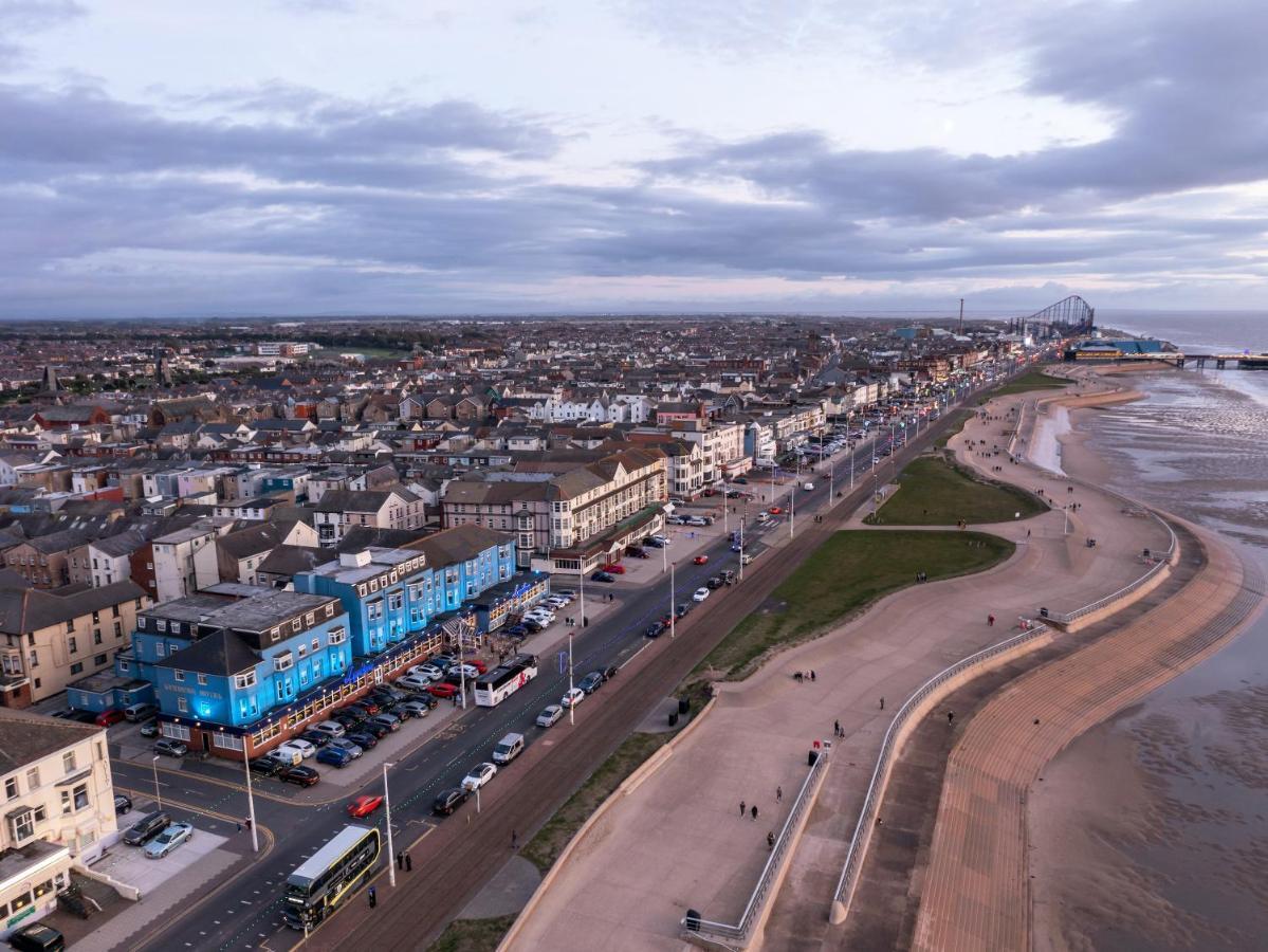 Lyndene Hotel Blackpool Esterno foto