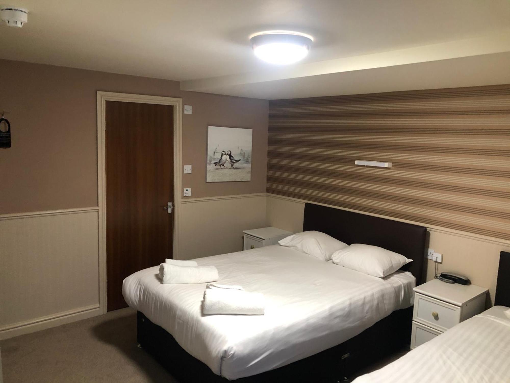 Lyndene Hotel Blackpool Esterno foto