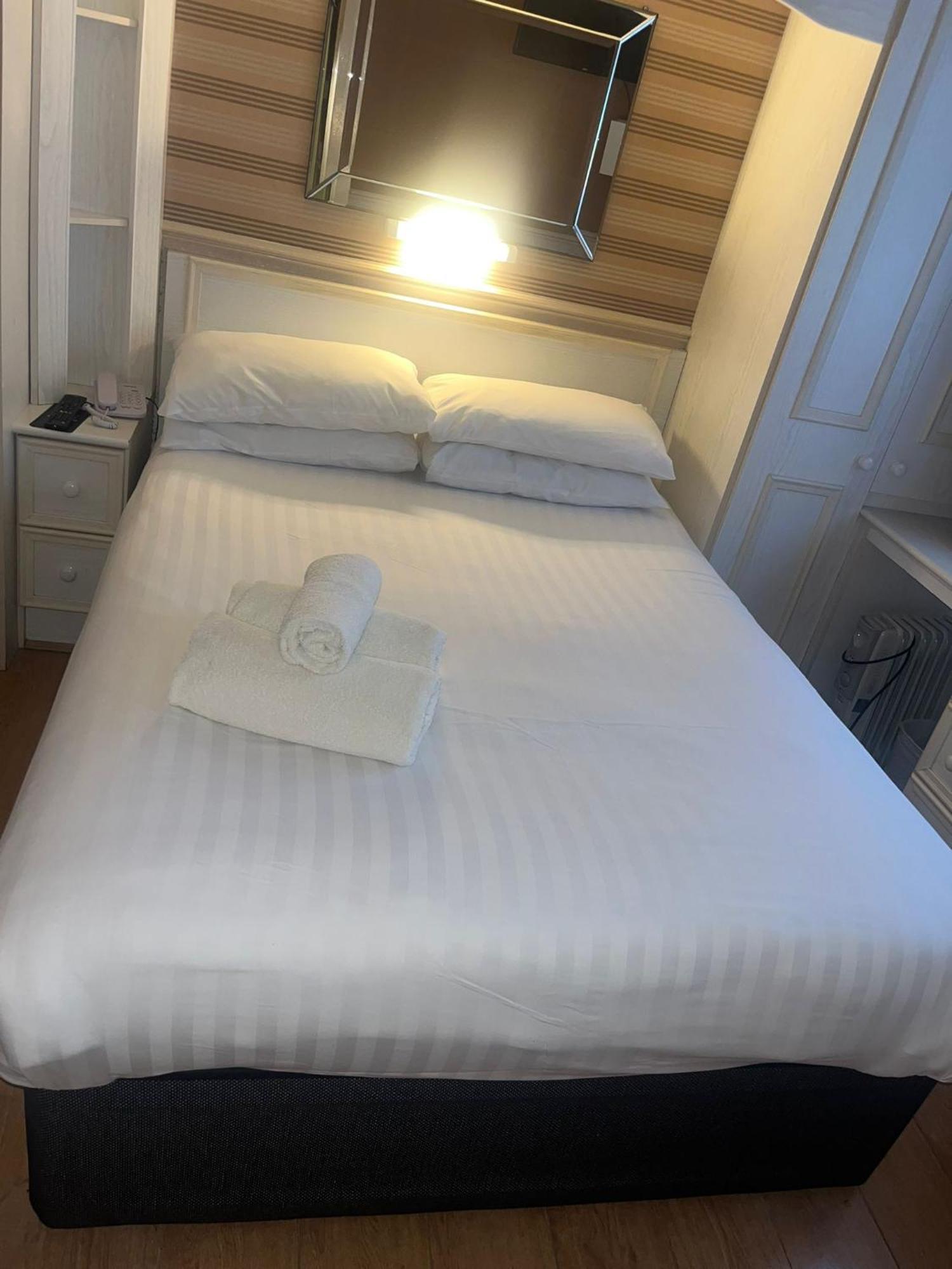 Lyndene Hotel Blackpool Esterno foto